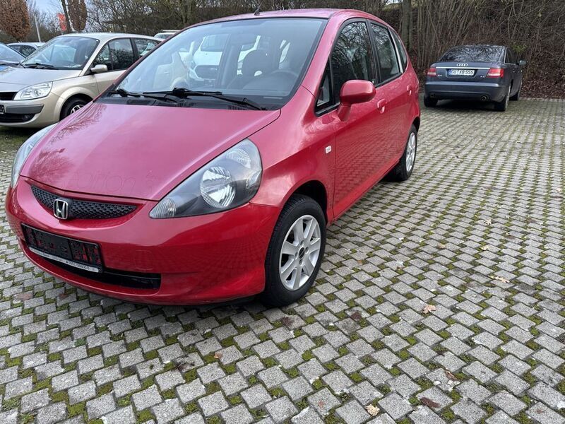 Rot Gebraucht 2006 Honda Jazz Cool Kleinwagen | 2.990 € (Etwas zu teuer) - Bild 1/4