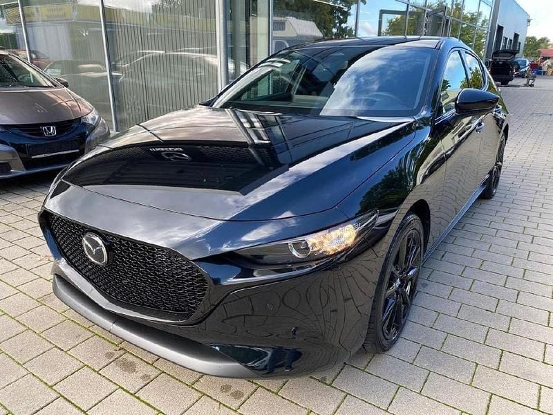 Schwarz Neu 2025 Mazda 3 Homura-Line Limousine | 28.290 € (Fairer Preis) - Bild 1/4