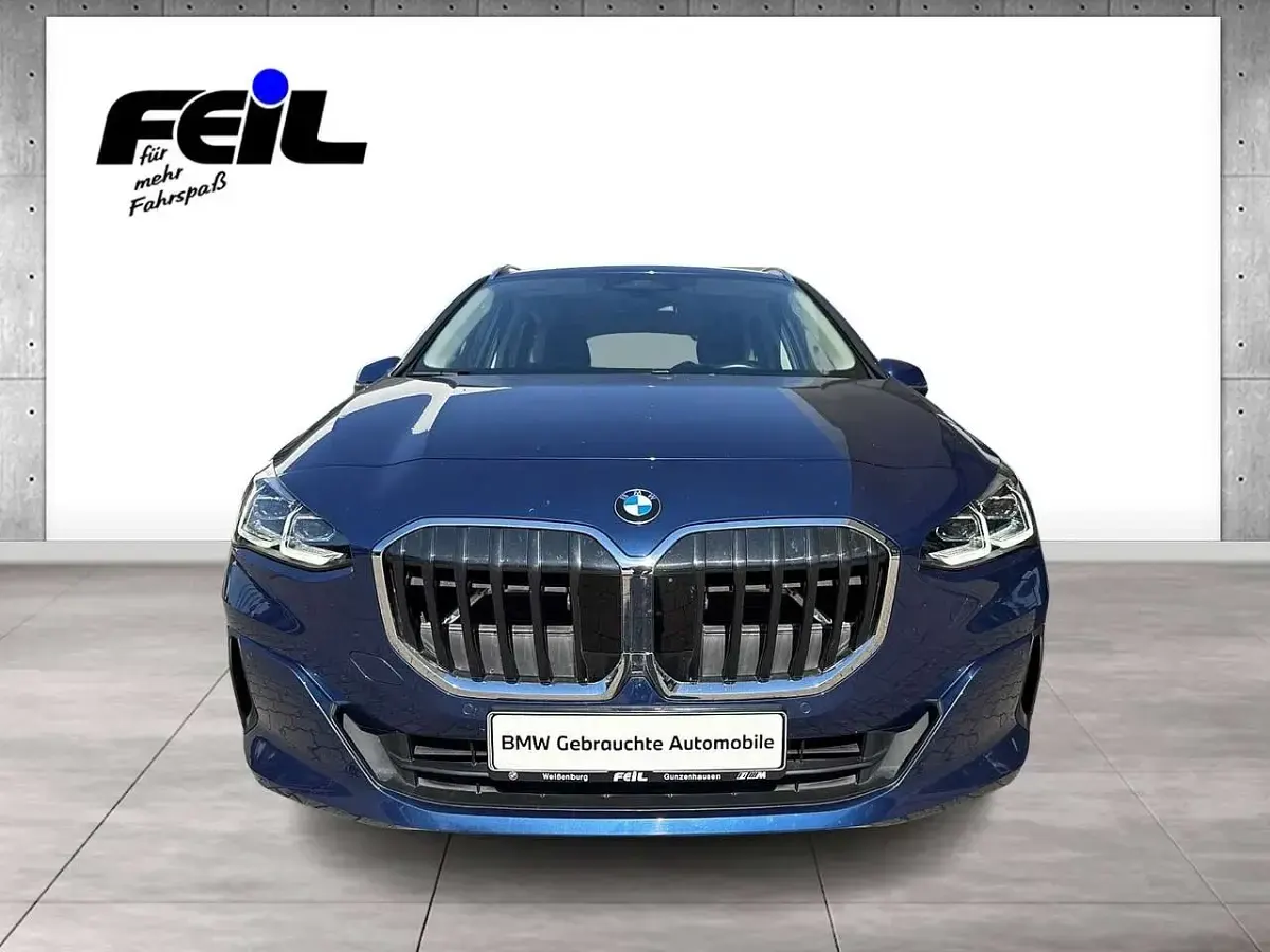 Gebraucht BMW 220 Sport Line 170 PS (125 kW) 2022 Phytonicblau metallic Coupé