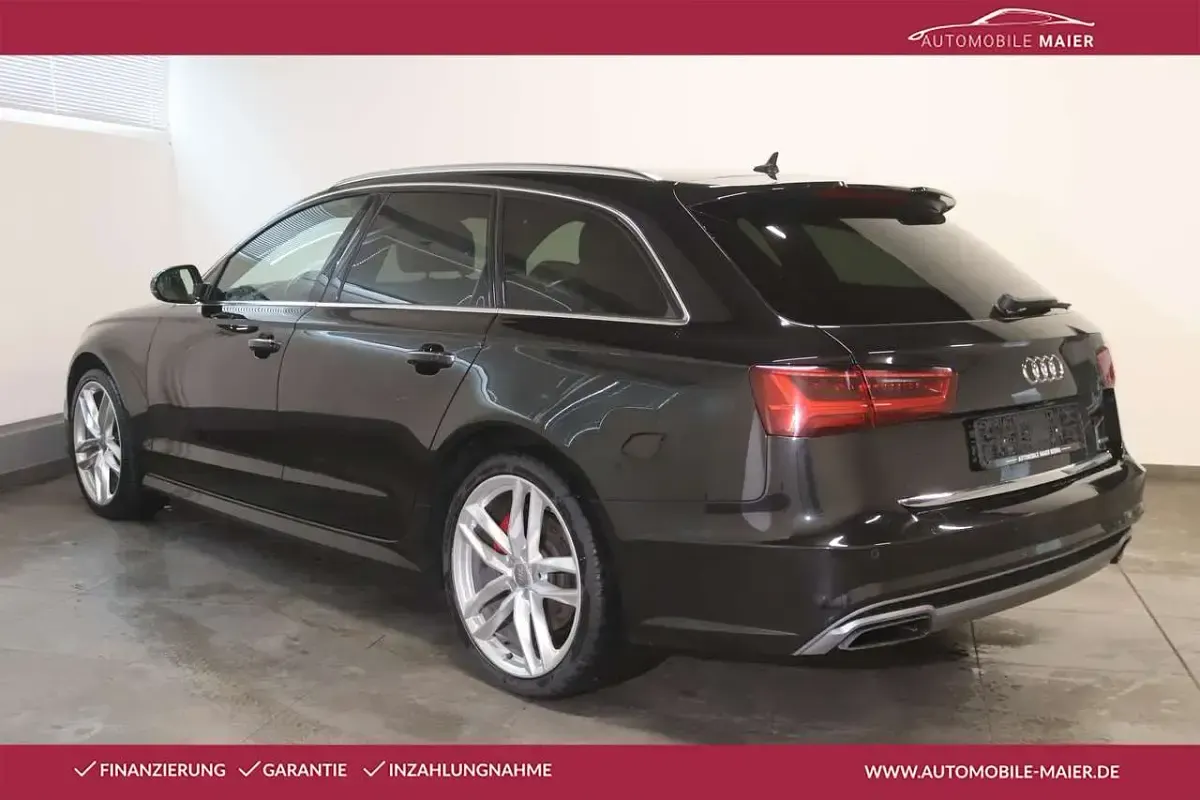 Gebraucht Audi A6 Competition 326 PS (239 kW) 2015 Mythosschwarz metallic Kombi