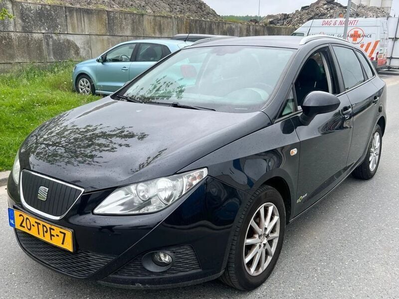 Schwarz Gebraucht 2012 Seat Ibiza Limousine | 2.650 € (Superpreis) - Bild 1/4