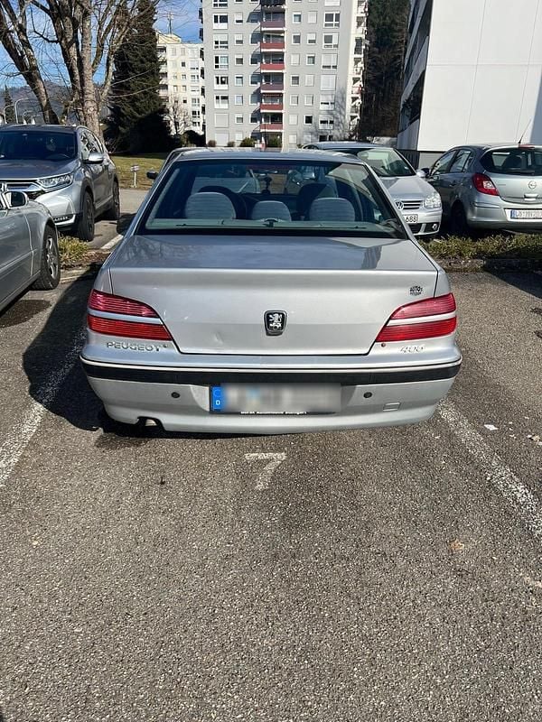 Gebraucht Peugeot 406 110 PS (80 kW) 2003 Silber Limousine