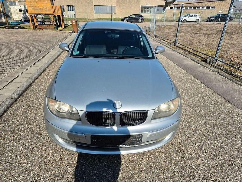 Gebraucht BMW 116 122 PS (89 kW) 2008 Silber Kleinwagen