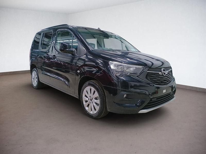 Neu Opel Combo-e Life Ultimate 100 kW (136 PS) 2025 Schwarz Limousine