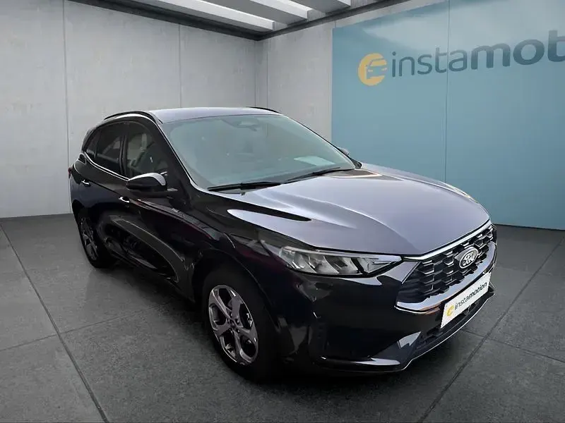 Gebraucht Ford Kuga ST-Line 190 PS (139 kW) 2025 Schwarz SUV