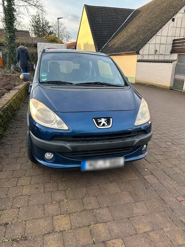 Gebraucht Peugeot 1007 109 PS (80 kW) 2006 Blau Van / Kleinbus