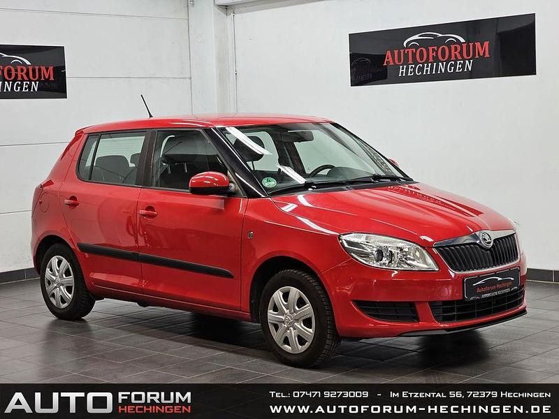 Gebraucht Skoda Fabia Ambition 69 PS (50 kW) 2013 Rot Limousine