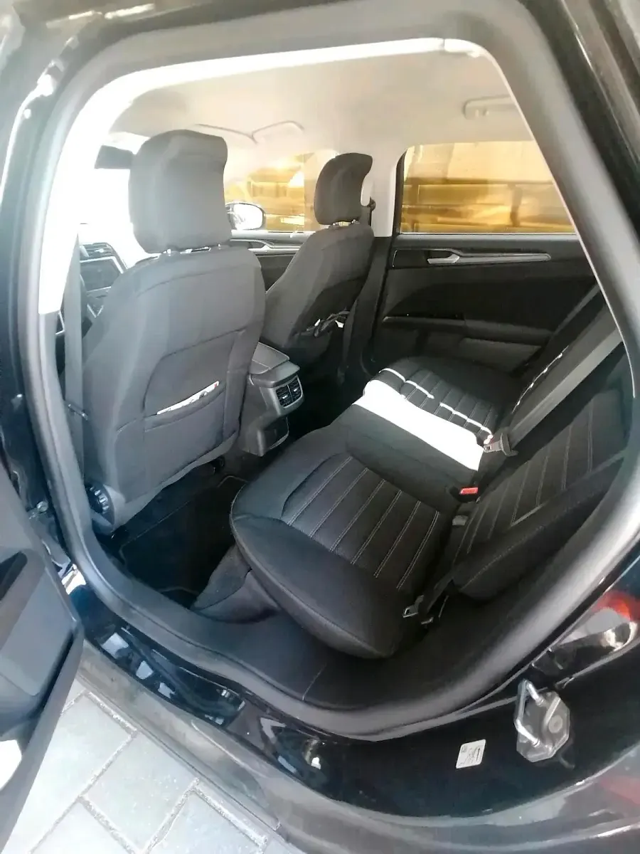 Gebraucht Ford Mondeo 187 PS (137 kW) 2022 Schwarz Kombi
