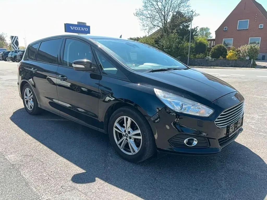 Occasion Ford S-MAX Trend 150 ch (110 kW) 2017 Noir Monospace