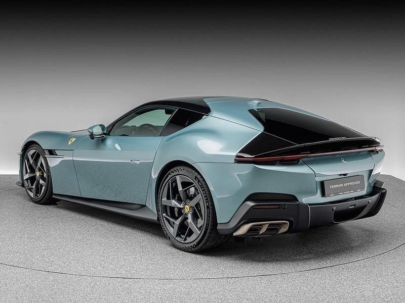 Gebraucht Ferrari 12 Cilindri 825 PS (606 kW) 2024 Celeste Coupé
