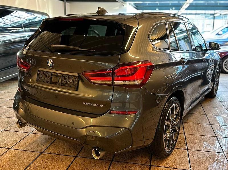 Gebraucht BMW X1 M Sport 190 PS (139 kW) 2021 Grau SUV