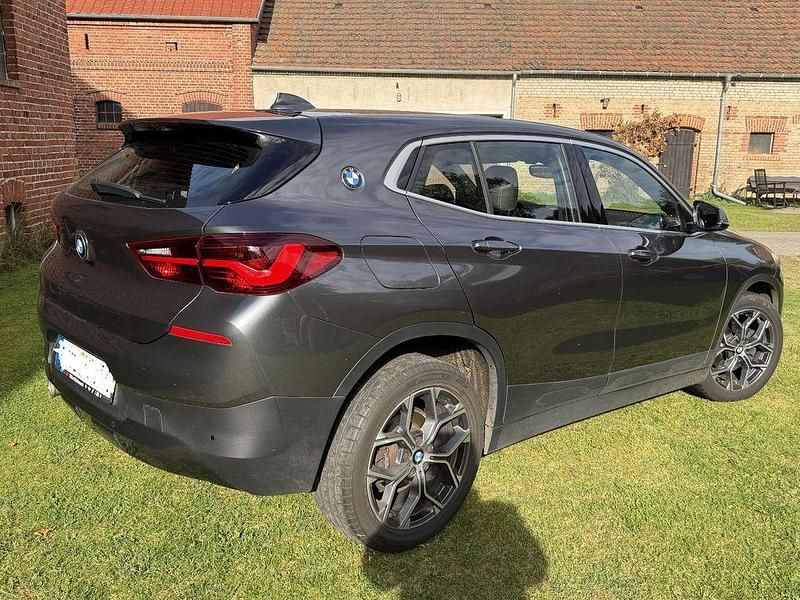 Gebraucht BMW X2 Advantage 140 PS (102 kW) 2020 Grau SUV