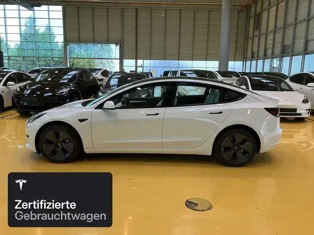 Usado Tesla Model 3 RWD 283 kW (385 CV) 2023 Blanco Berlina