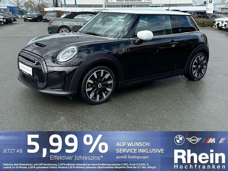 Gebraucht Mini Cooper SE 135 kW (184 PS) 2022 Midnight black metallic Kleinwagen