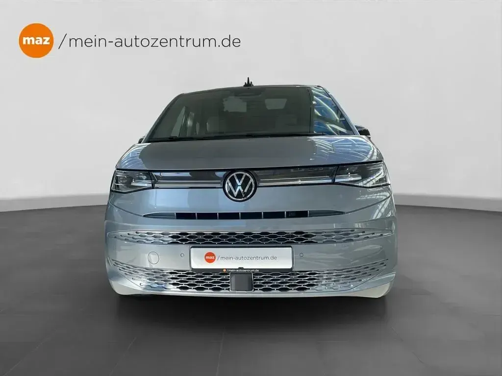 Gebraucht VW Multivan Goal 150 PS (110 kW) 2026 Silber Van / Kleinbus