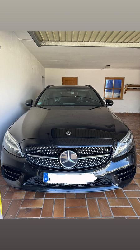 Gebraucht Mercedes C220 AMG 194 PS (142 kW) 2019 Schwarz Kombi
