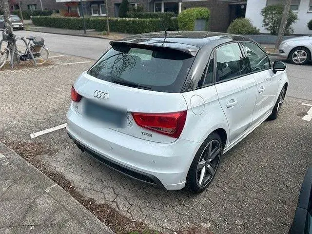 Gebraucht Audi A1 Sportback S-Line 122 PS (89 kW) 2014 Weiß Kleinwagen