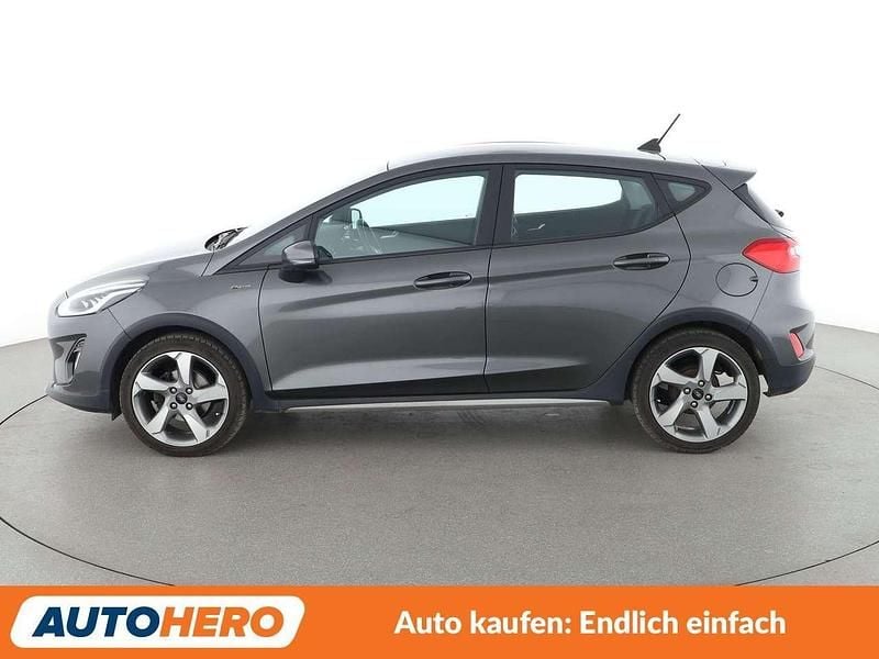 Gebraucht Ford Fiesta Active 101 PS (74 kW) 2018 Grau Kleinwagen