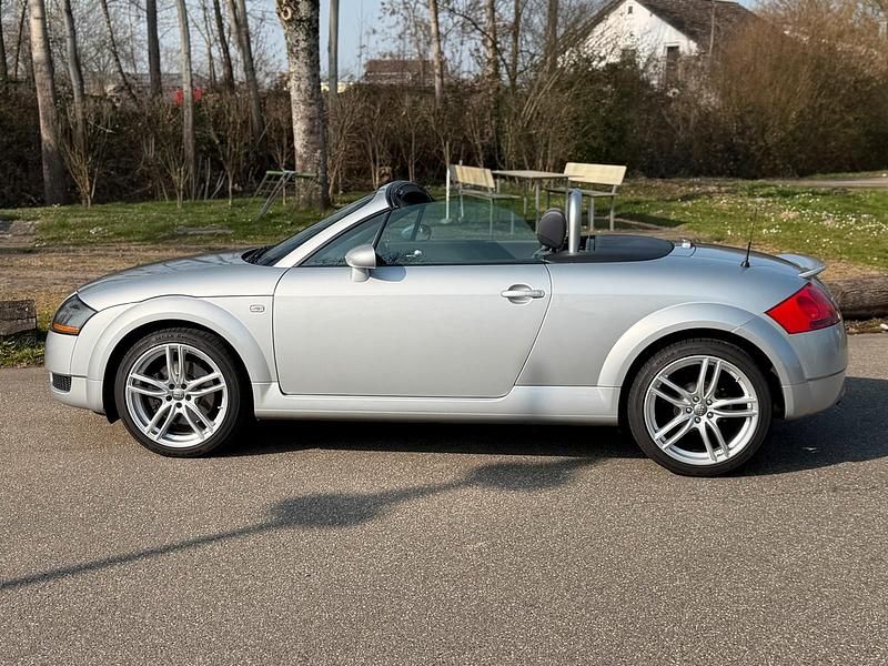 Gebraucht Audi TT 150 PS (110 kW) 2003 Silber Coupé