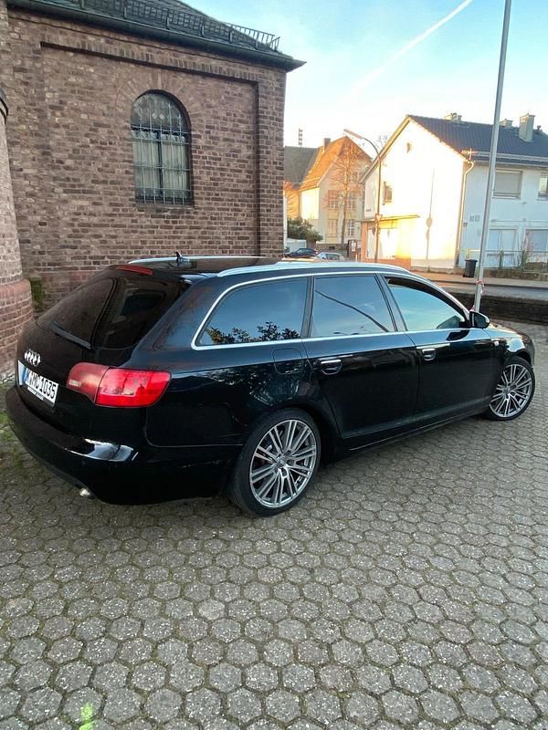 Schwarz Gebraucht 2006 Audi A6 Kombi | 2.800 € (Guter Preis) - Bild 1/4