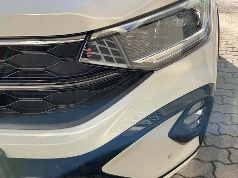 Gebraucht VW Taigo R-line 150 PS (110 kW) 2023 Ascotgrau SUV