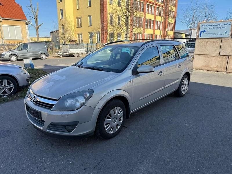 Gebraucht Opel Astra 105 PS (77 kW) 2007 Gold Kombi