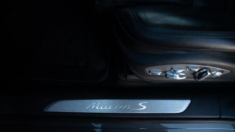 Gebraucht Porsche Macan S 258 PS (189 kW) 2015 Grau SUV