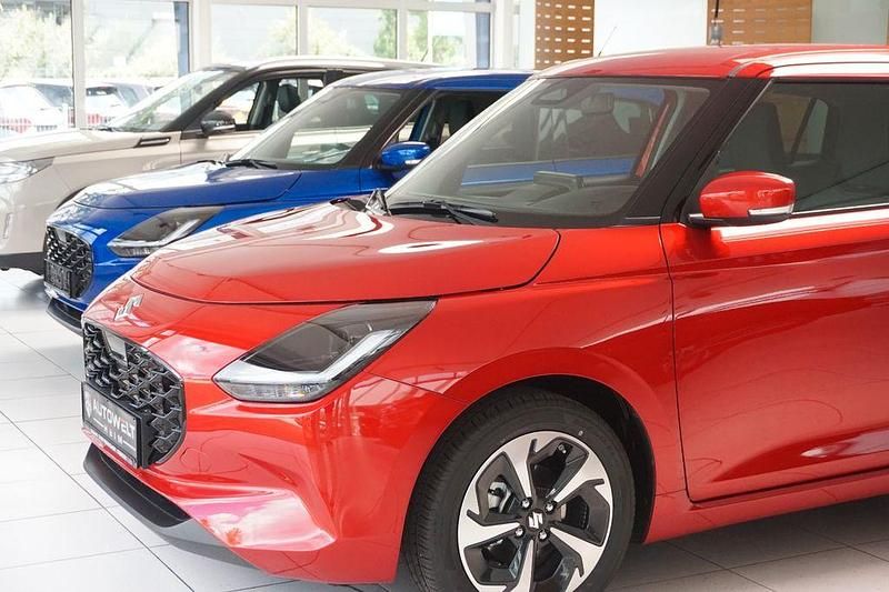 Neu Suzuki Swift Comfort+ 83 PS (61 kW) 2025 Blau Kleinwagen