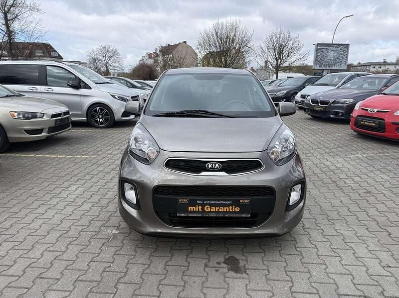 Gebraucht Kia Picanto 67 PS (49 kW) 2016 Titaniumsilber met. Kleinwagen