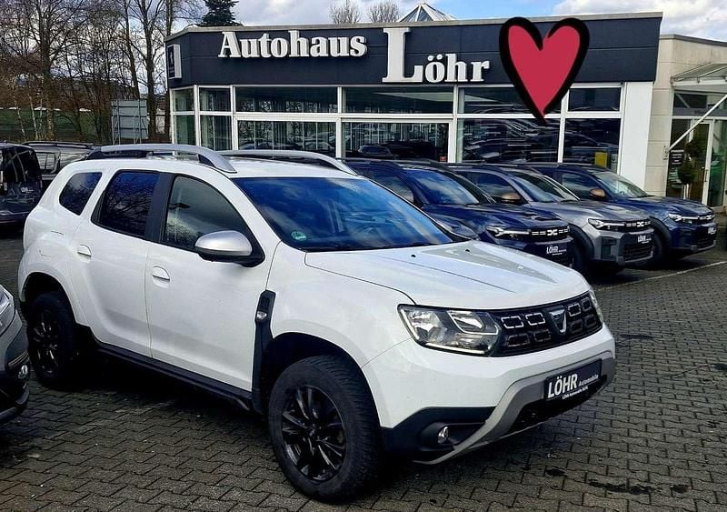 Gebraucht Dacia Duster Prestige 116 PS (85 kW) 2019 Gletscherweiss SUV
