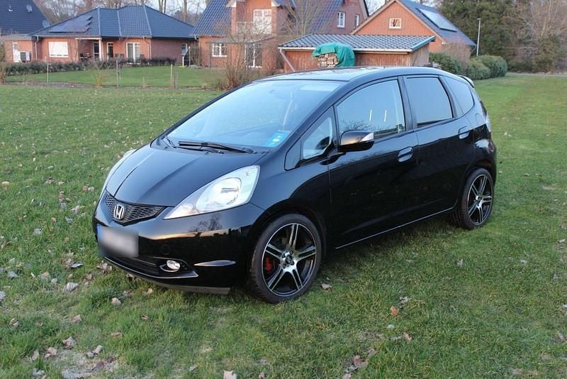 Gebraucht Honda Jazz 100 PS (73 kW) 2009 Schwarz Kleinwagen