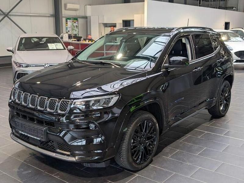 Gebraucht Jeep Compass 179 PS (131 kW) 2022 Schwarz SUV