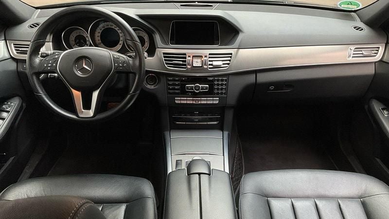 Gebraucht Mercedes E350 Avantgarde 252 PS (185 kW) 2014 Schwarz Kombi