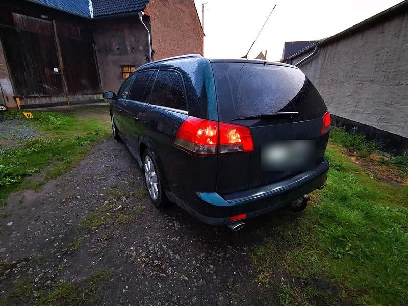 Gebraucht Opel Vectra 155 PS (114 kW) 2005 Grün Kombi