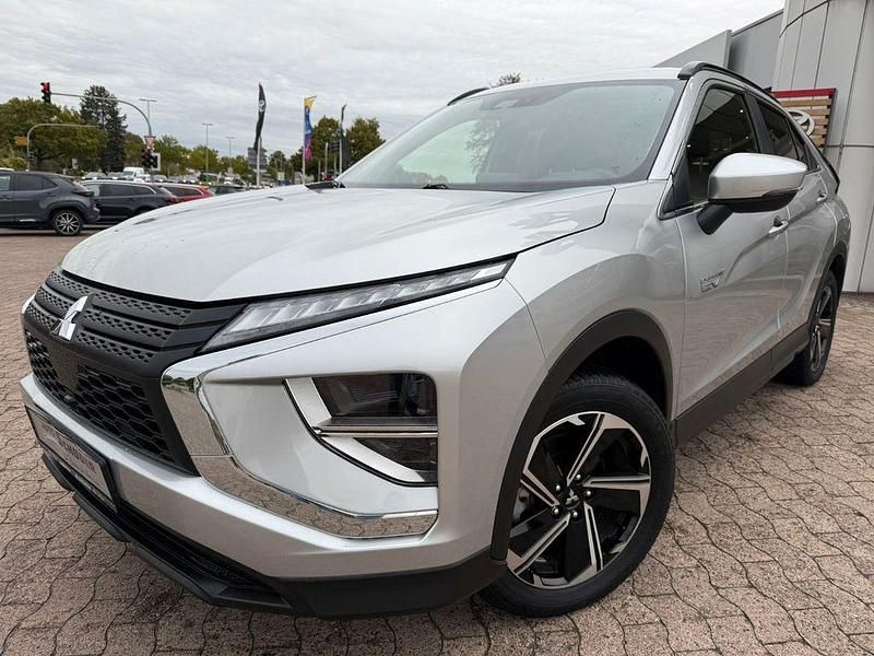 Gebraucht Mitsubishi Eclipse Cross 98 PS (72 kW) 2022 Silber SUV