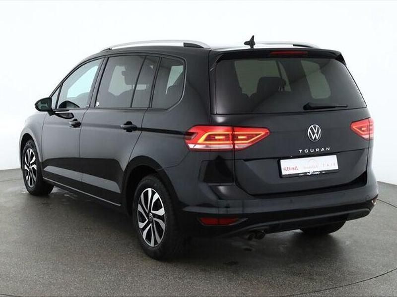 Gebraucht VW Touran Active 150 PS (110 kW) 2023 Andere Van / Kleinbus