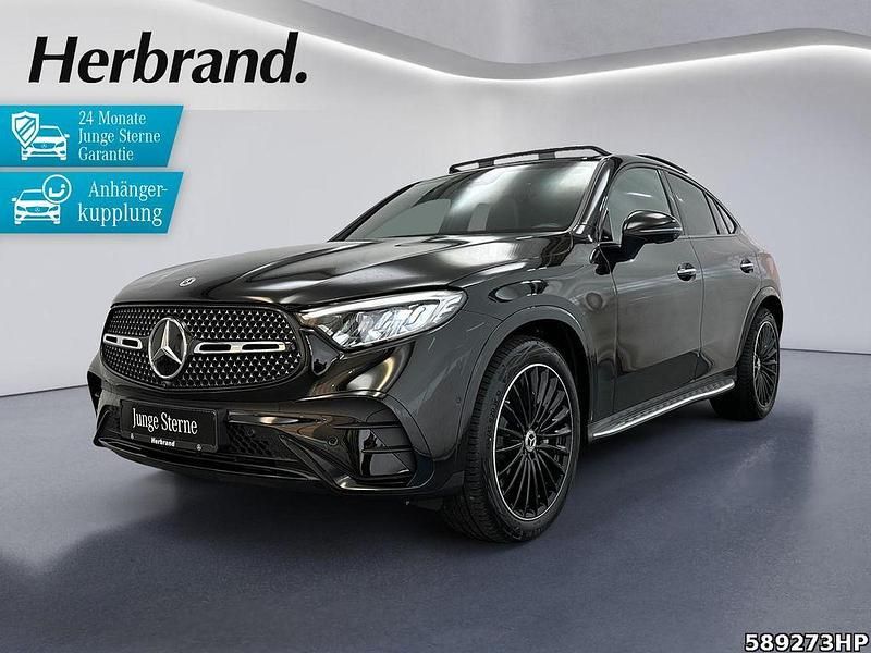 Schwarz Gebraucht 2024 Mercedes GLC300 AMG Coupé | 68.980 € (Teuer) - Bild 1/4