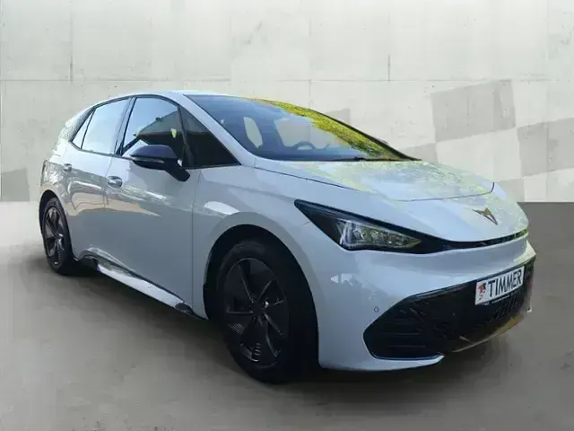 Second-hand Cupra Born 150 kW (204 CP) 2022 Alb Hatchback
