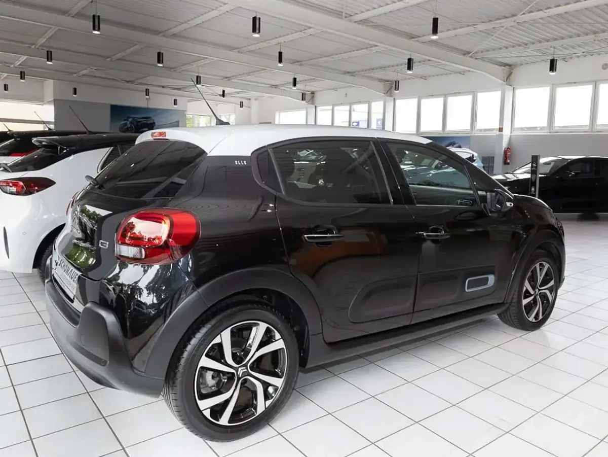 Gebraucht Citroën C3 PureTech 110 PS (80 kW) 2024 Schwarz Limousine
