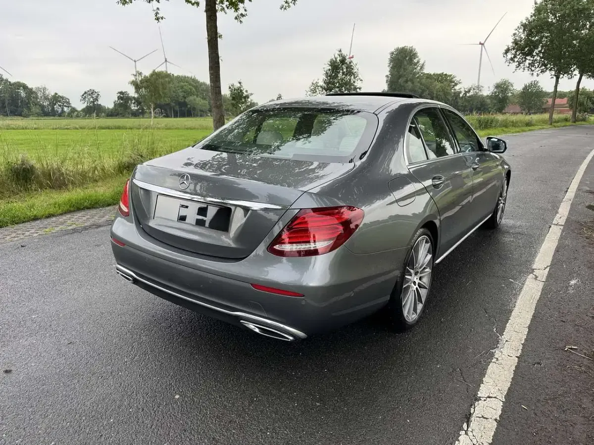 Gebraucht Mercedes E350 Exclusive 258 PS (189 kW) 2016 Limousine