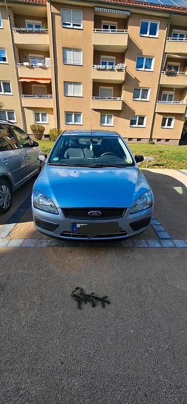 Gebraucht Ford Focus 115 PS (84 kW) 2006 Blau Limousine