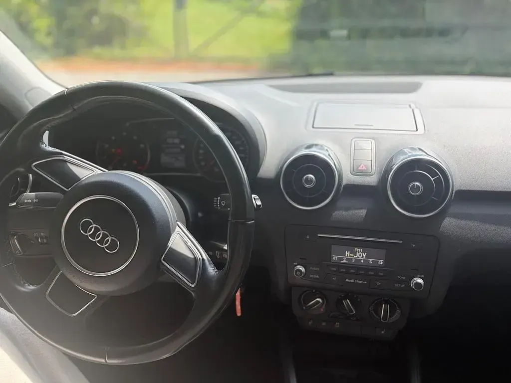 Gebraucht Audi A1 Sportback 82 PS (60 kW) 2017 Weiß Kleinwagen