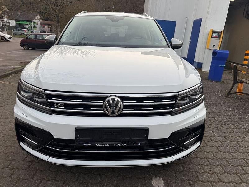 Gebraucht VW Tiguan Allspace R-line 190 PS (139 kW) 2018 Weiß SUV