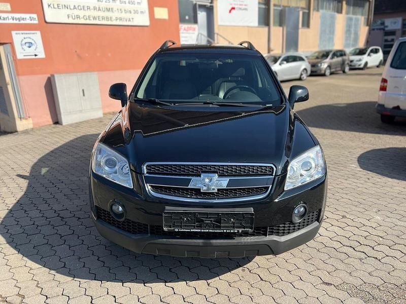 Gebraucht Chevrolet Captiva LS 150 PS (110 kW) 2010 Schwarz SUV