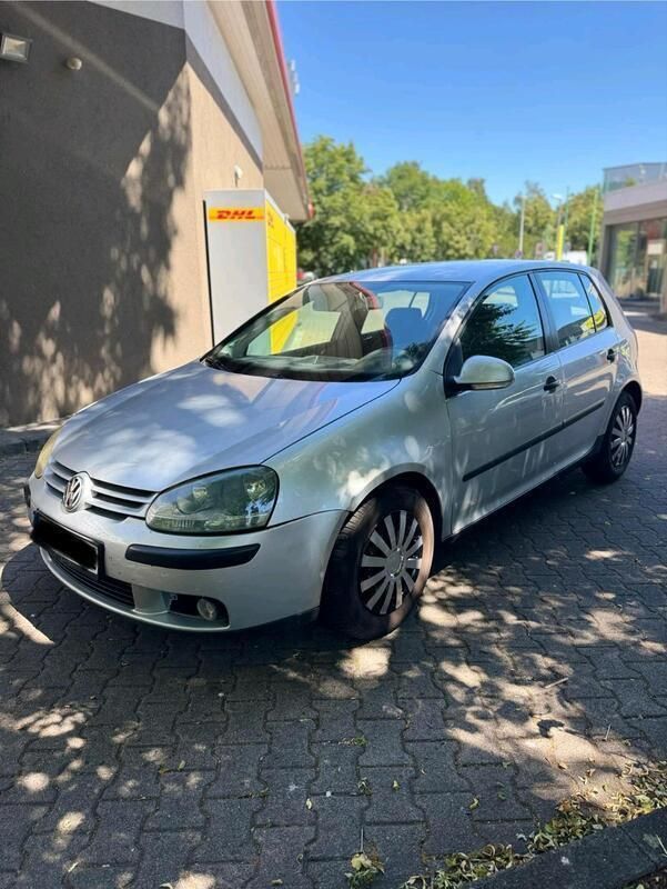 Silber Gebraucht 2005 VW Golf V Kleinwagen | 1.000 € (Superpreis) - Bild 1/4
