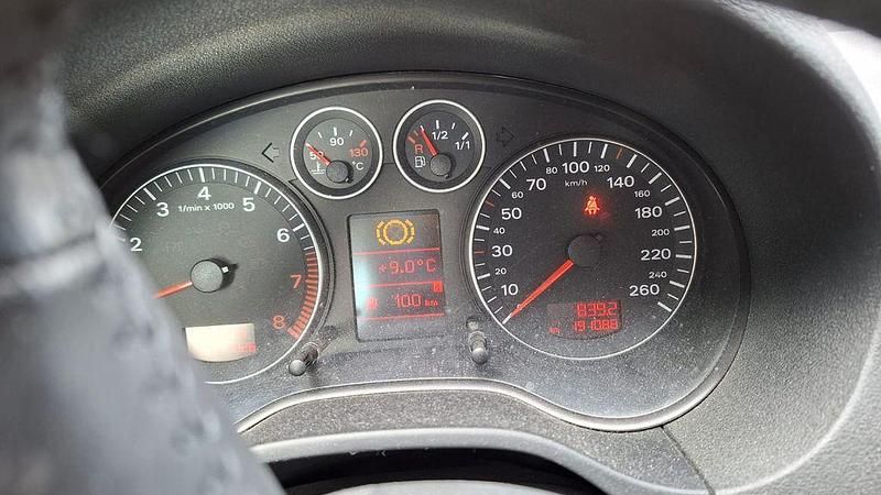 Gebraucht Audi A3 Ambiente 116 PS (85 kW) 2006 Schwarz Kleinwagen