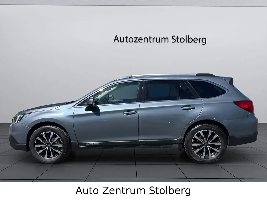 Gebraucht Subaru Outback Sport 150 PS (110 kW) 2017 Platinum gray met. Kombi