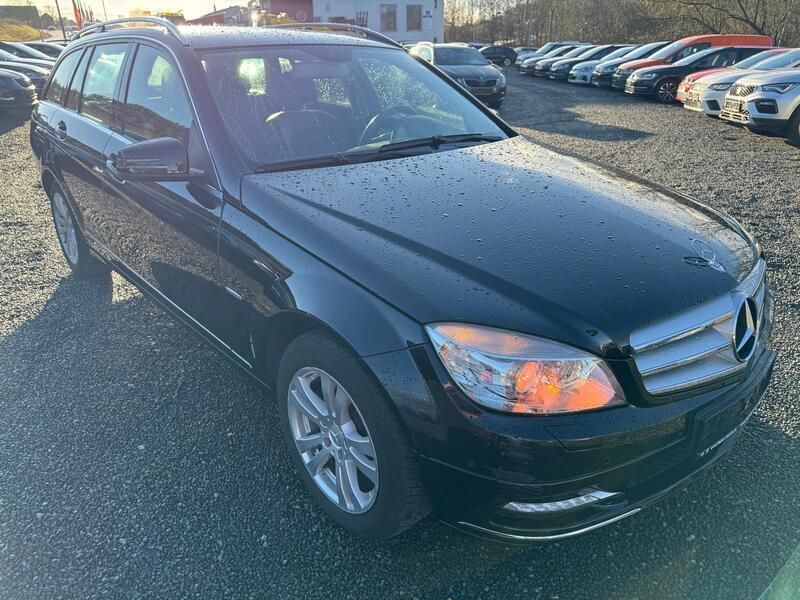 Schwarz Gebraucht 2010 Mercedes C250 Kombi | 6.890 € (Guter Preis) - Bild 1/4