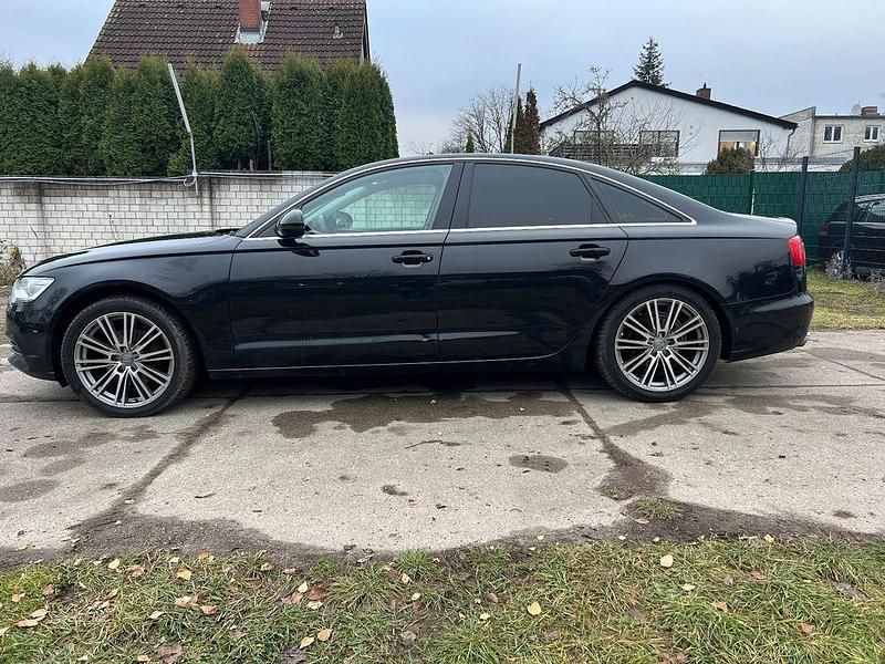 Schwarz Gebraucht 2012 Audi A6 Sport Limousine | 9.900 € (Fairer Preis) - Bild 1/4