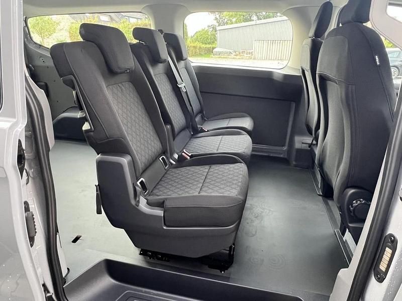 Neu VW T7 150 PS (110 kW) 2025 Stone grey stone grey Van